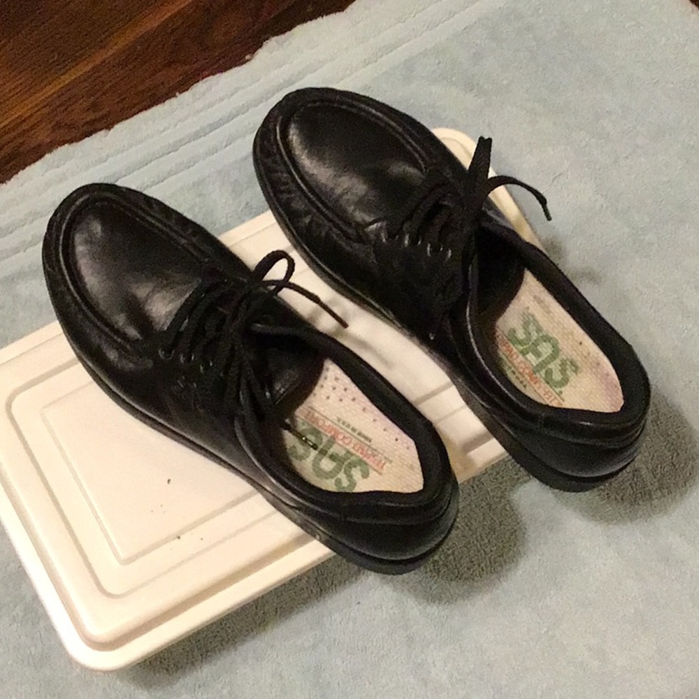 SAS Black Siesta shoes.